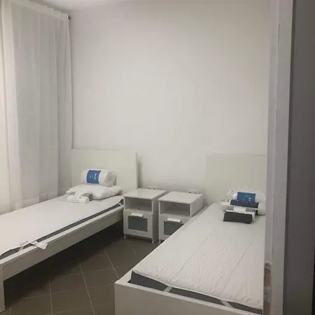 Hostel Konvoj Szálló